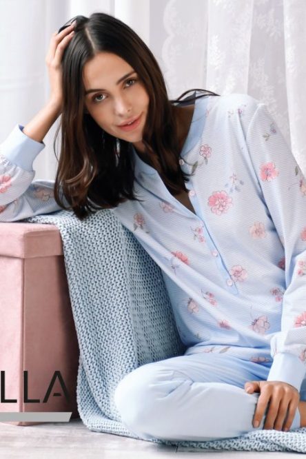 Pijama de mujer con tapeta y puño